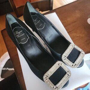 Roger Vivier Trompette satin, crystal black buckle sued evening pumps size 37